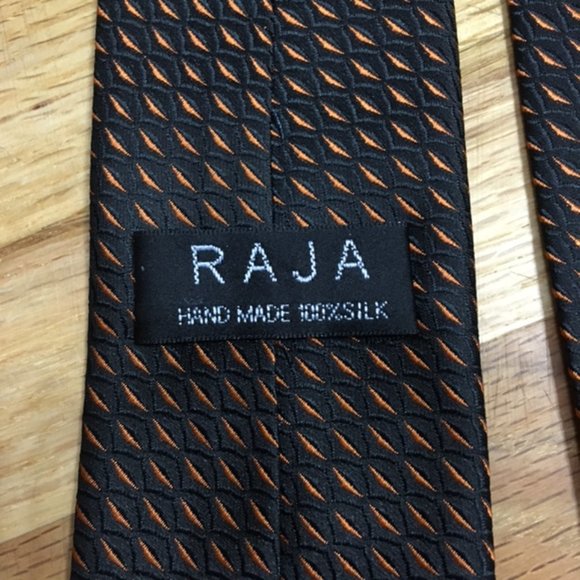 Hand Made, 100% Thai silk, Black/Orange, Men’s Tie - Picture 10 of 12